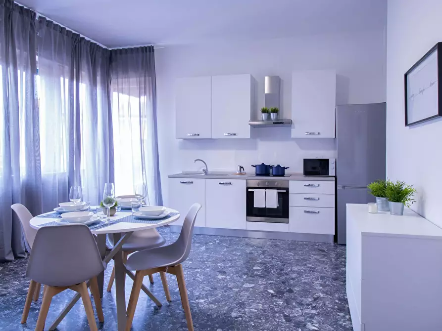 Immagine 13 di Camera in affitto  in Via Fiumicello a Verona