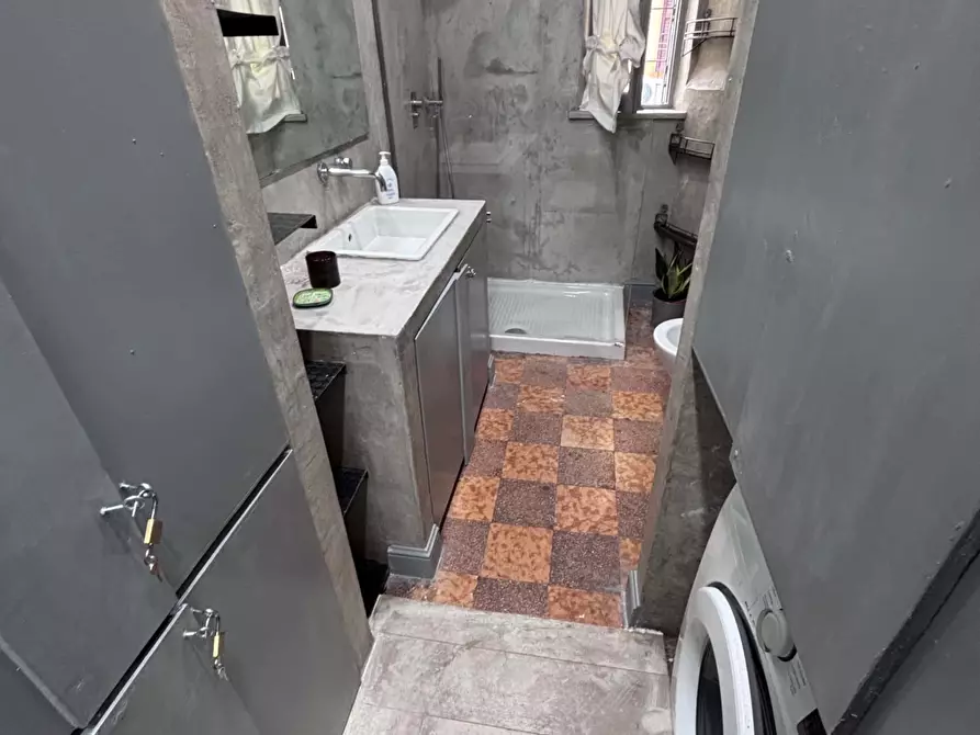 Immagine 42 di Appartamento in affitto  in Via Dacia30 a Roma