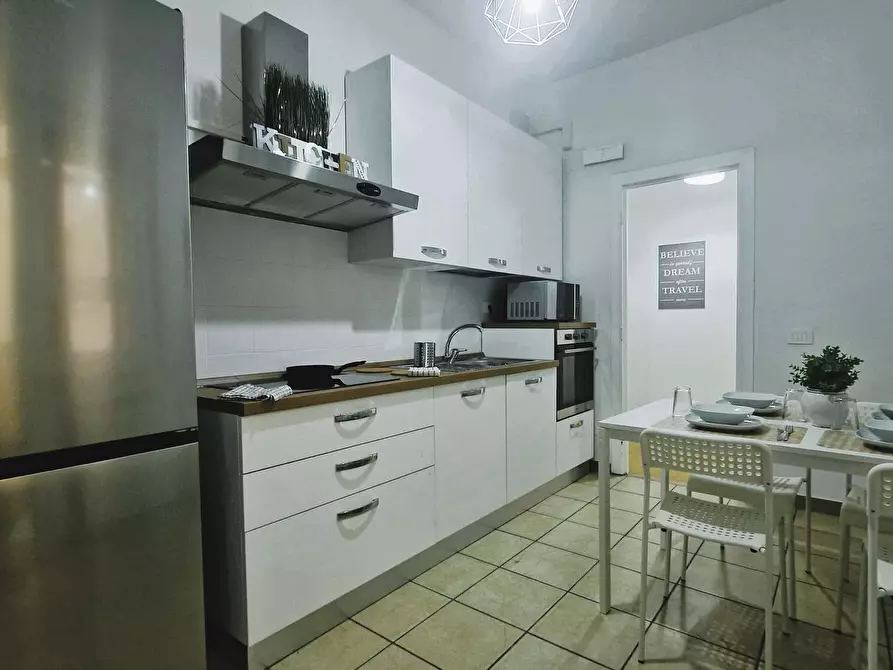 Immagine 4 di Camera in affitto  in Lungotevere di Pietra Papa61 a Roma