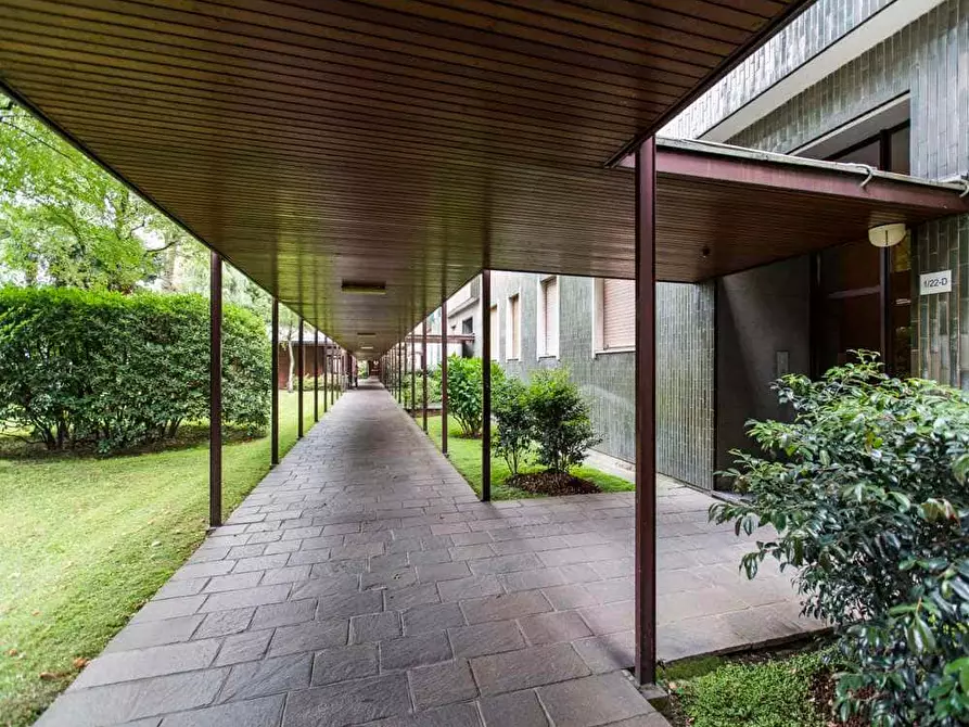 Immagine 34 di Camera in affitto  in Via Raffaello Bertieri1 a Milano