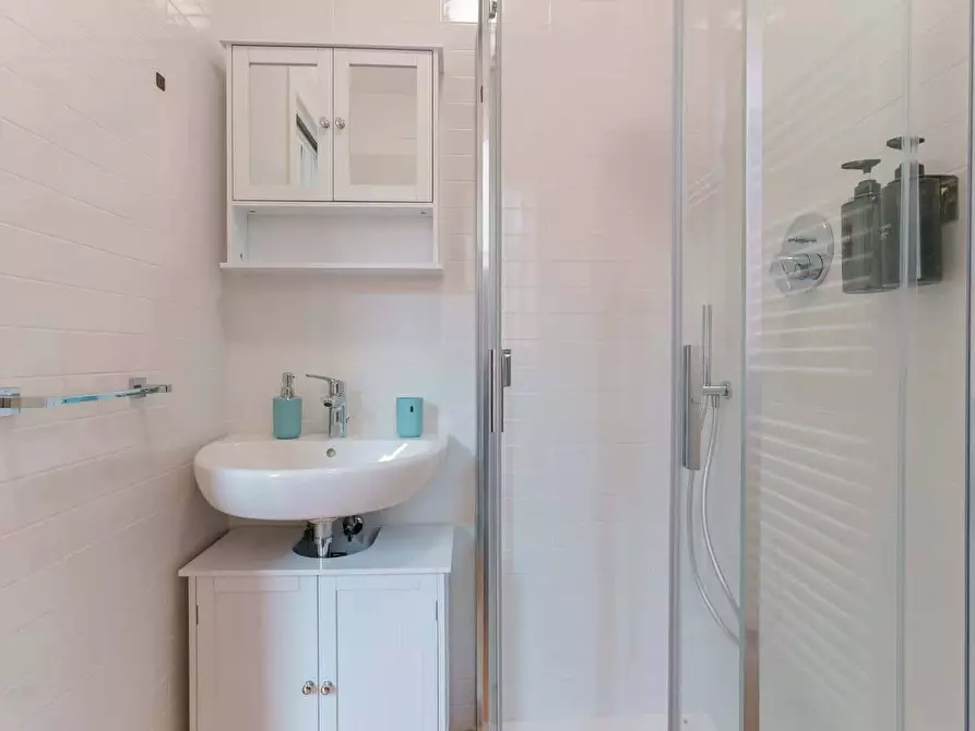 Immagine 13 di Appartamento in affitto  in Via Mascarella86 a Bologna