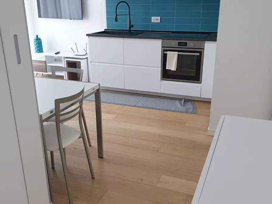 Immagine 8 di Appartamento in affitto  in Via Mac Mahon45 a Milano