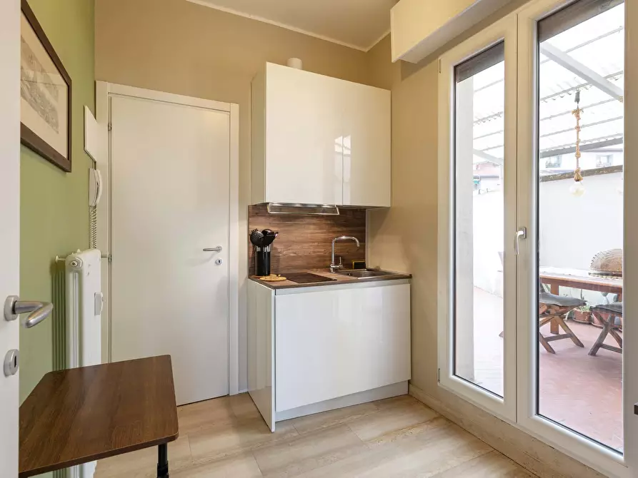 Immagine 30 di Appartamento in affitto  in Via Antonio Cecchi9 a Milano