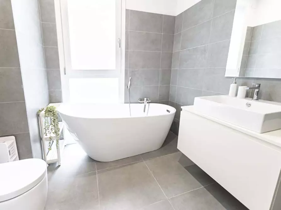 Immagine 4 di Appartamento in affitto  in Via Principe Eugenio3 a Milano