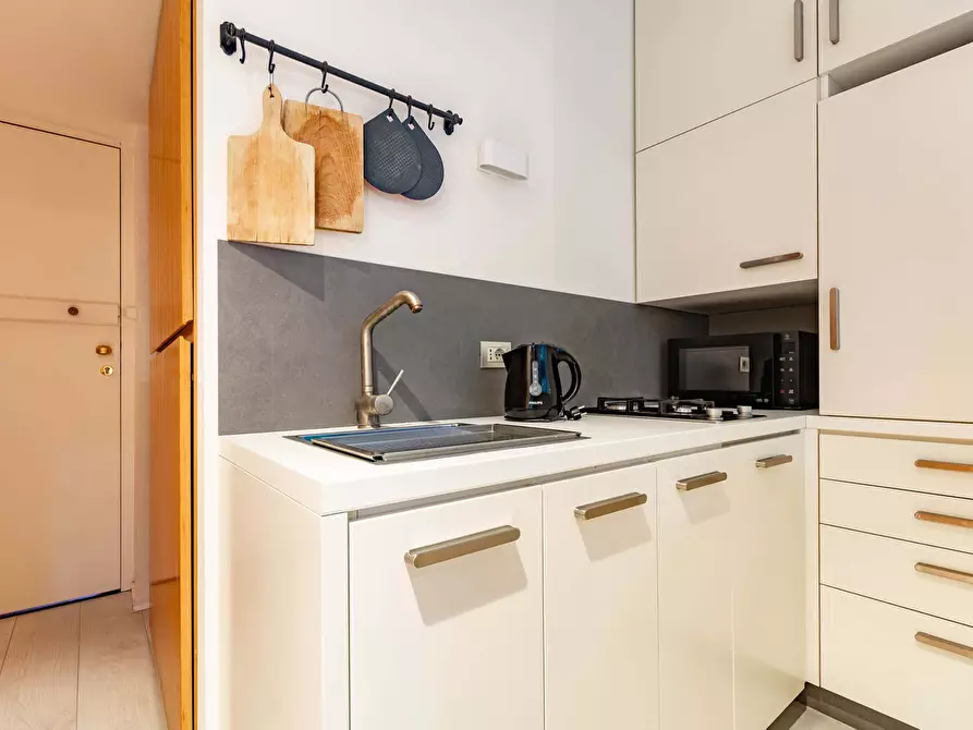 Immagine 4 di Appartamento in affitto  in Via Solferino3 a Milano