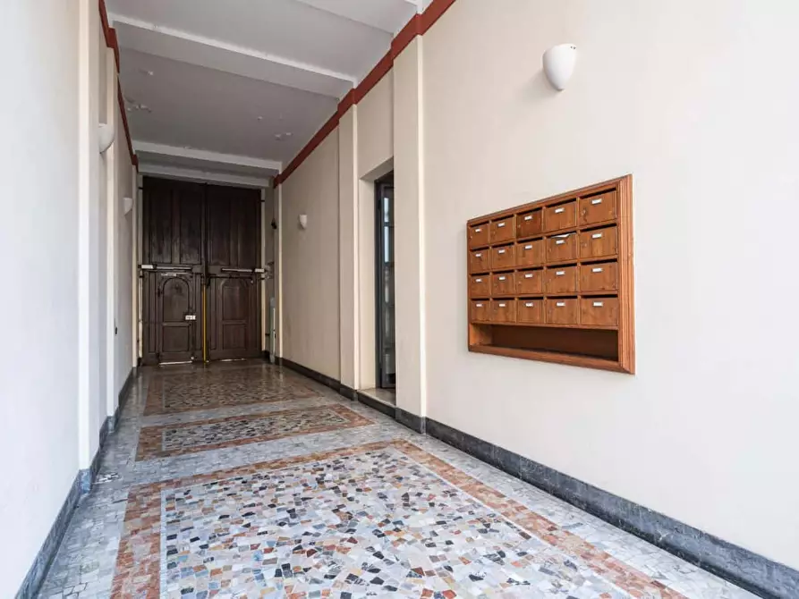 Immagine 59 di Appartamento in affitto  in Via Caccialepori41 a Milano