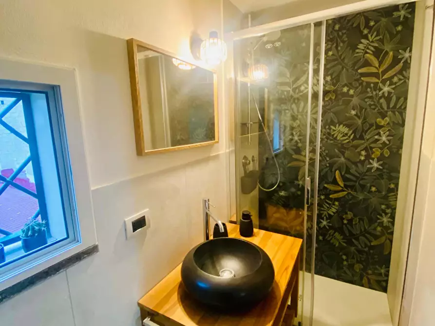 Immagine 12 di Appartamento in affitto  in Via S.Carlo Alle Mortelle4 a Napoli