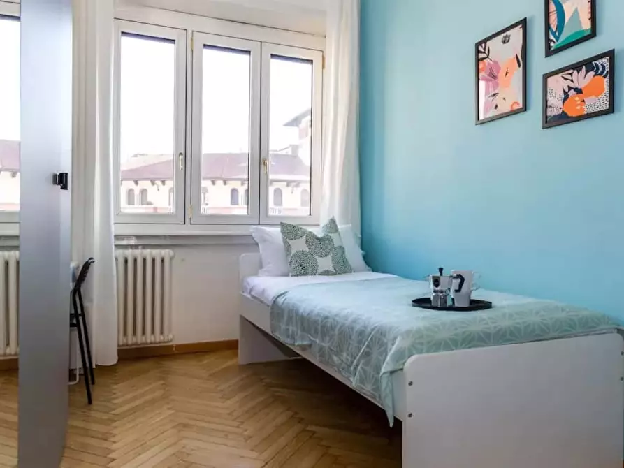 Immagine 19 di Appartamento in affitto  in Via Santa Croce a Milano