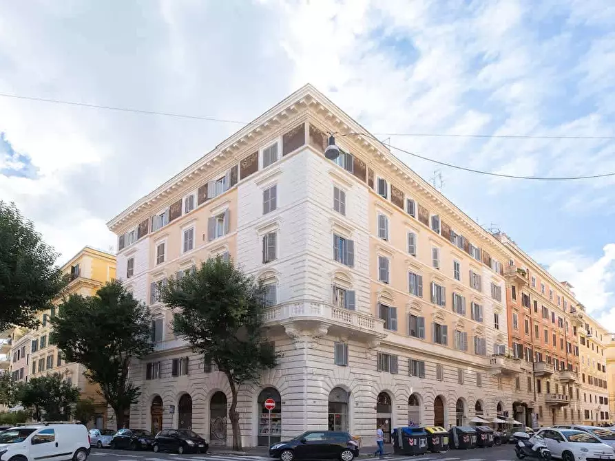 Immagine 92 di Appartamento in affitto  in Via Angelo Poliziano61 a Roma