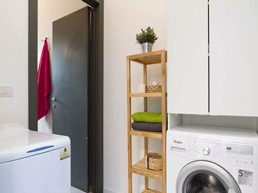 Immagine 19 di Camera in affitto  in Via Larga26 a Milano