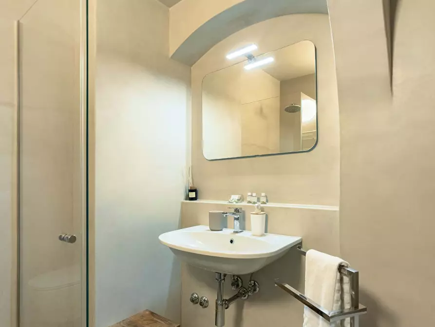 Immagine 33 di Appartamento in affitto  in Via dei Benci a Firenze