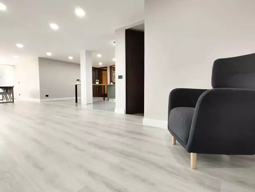 Immagine 78 di Appartamento in affitto  in Via Bellinzona55 a Como