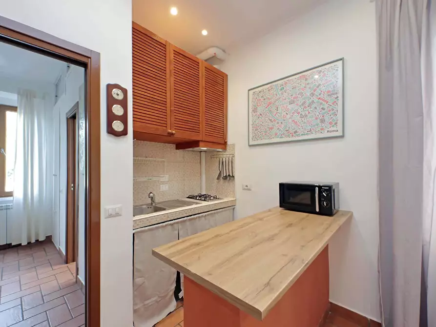 Immagine 2 di Appartamento in affitto  in Via Homs12 a Roma