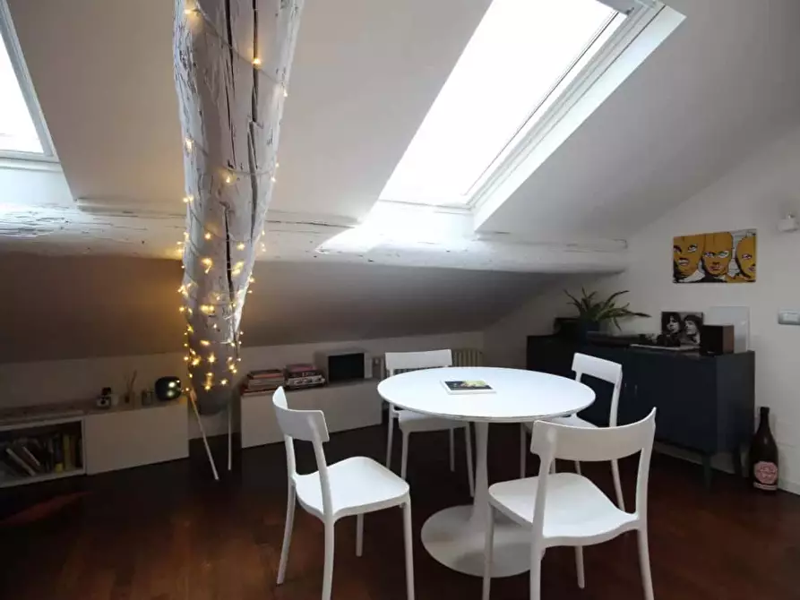 Immagine 2 di Appartamento in affitto  in Via Lodovico Castelvetro18 a Milano