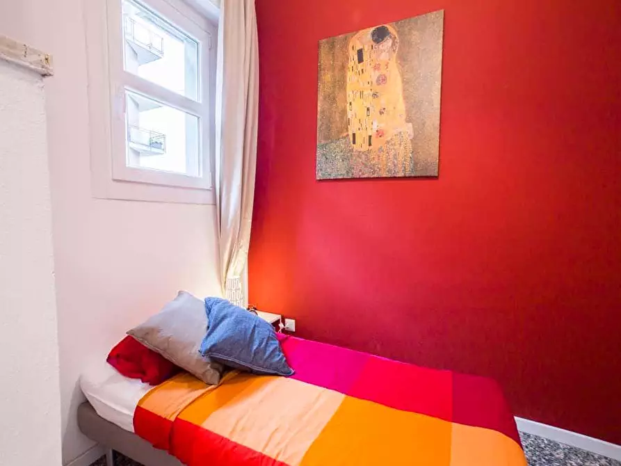 Immagine 5 di Camera in affitto  in Viale Carlo Espinasse10 a Milano