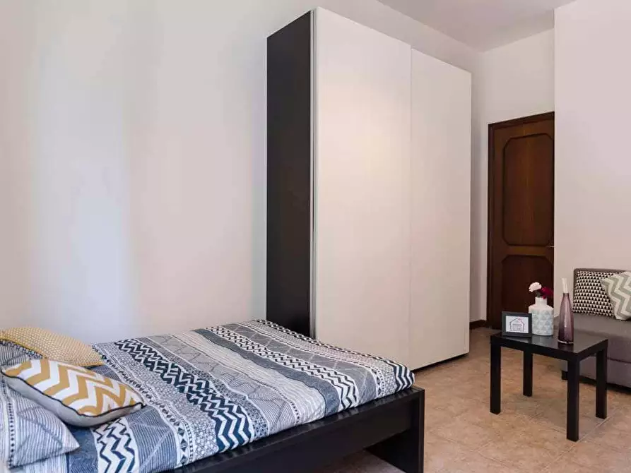 Immagine 2 di Camera in affitto  in Viale Giovanni Vicini20 a Bologna