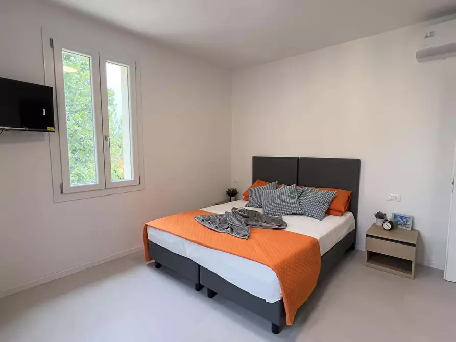 Immagine 15 di Camera in affitto  in Via Vignolese749 a Modena