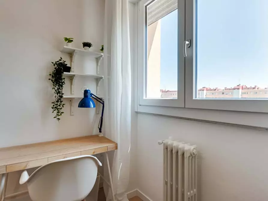 Immagine 9 di Camera in affitto  in Via F. R. Lamennais5 a Milano