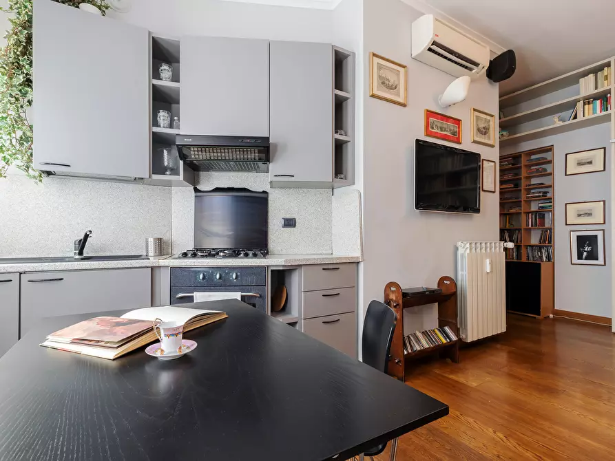 Immagine 7 di Appartamento in affitto  in Piazza Risorgimento3 a Milano