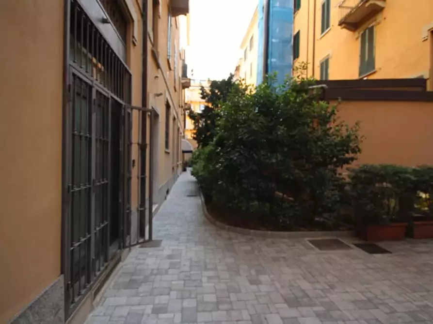 Immagine 18 di Appartamento in affitto  in Via Lodovico Castelvetro18 a Milano