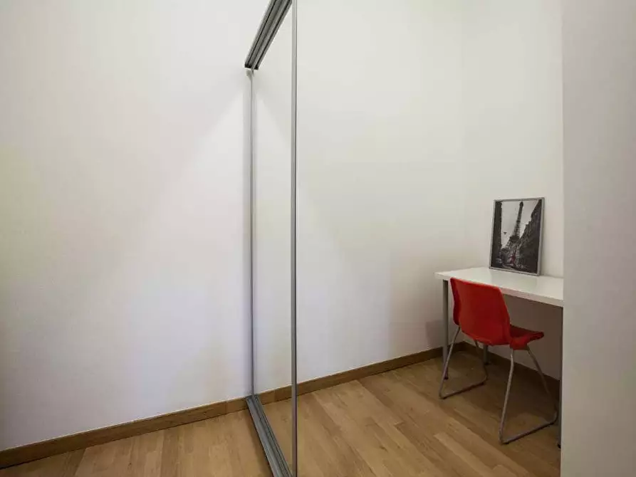 Immagine 3 di Camera in affitto  in Via Ravizza34 a Milano