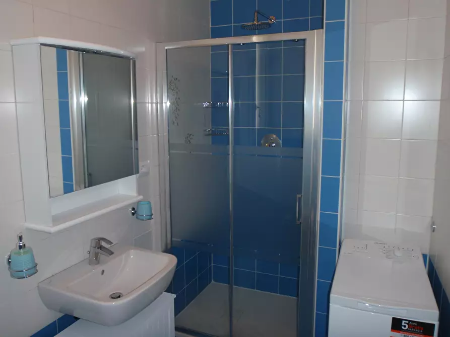 Immagine 11 di Appartamento in affitto  in Via d'Azeglio60 a Bologna