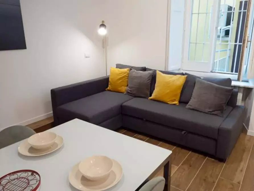 Immagine 21 di Appartamento in affitto  in Via Melzo5 a Milano