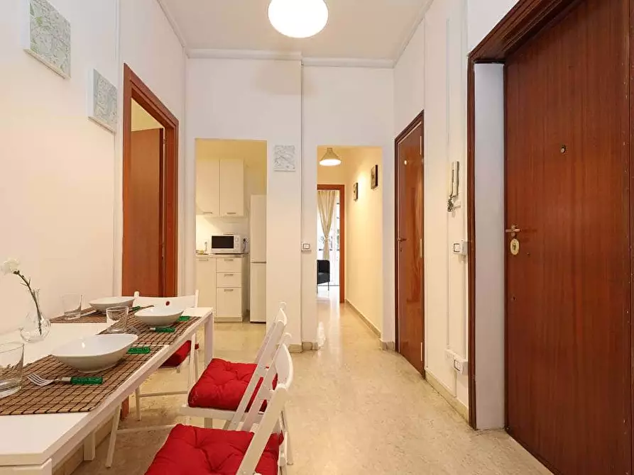 Immagine 9 di Camera in affitto  in Via Oderisi da Gubbio198 a Roma