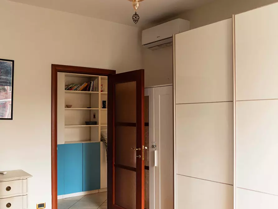 Immagine 6 di Appartamento in affitto  in Via Val Passiria4 a Milano