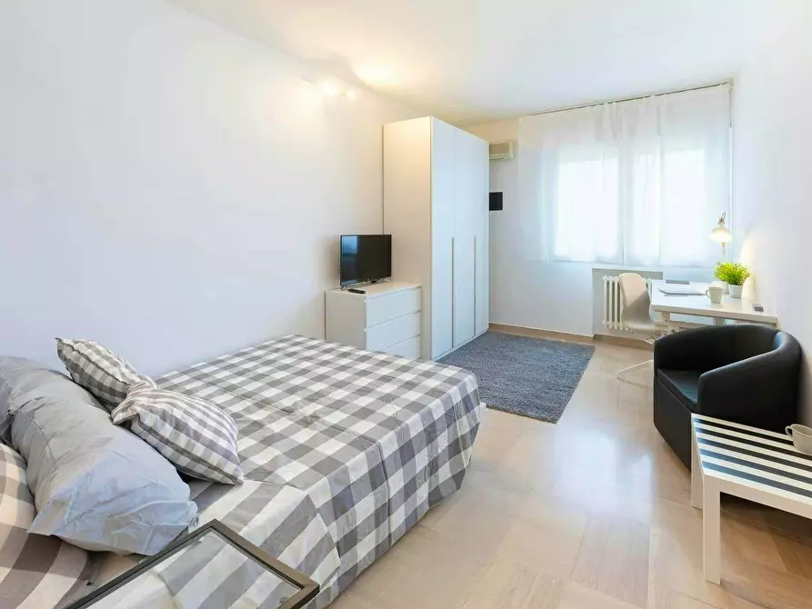 Immagine 8 di Camera in affitto  in Via Giosuè Carducci45 a Venezia