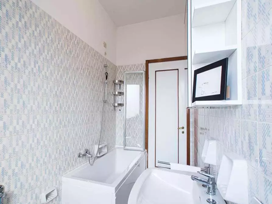 Immagine 26 di Camera in affitto  in Via Don Carlo Gnocchi3 a Milano