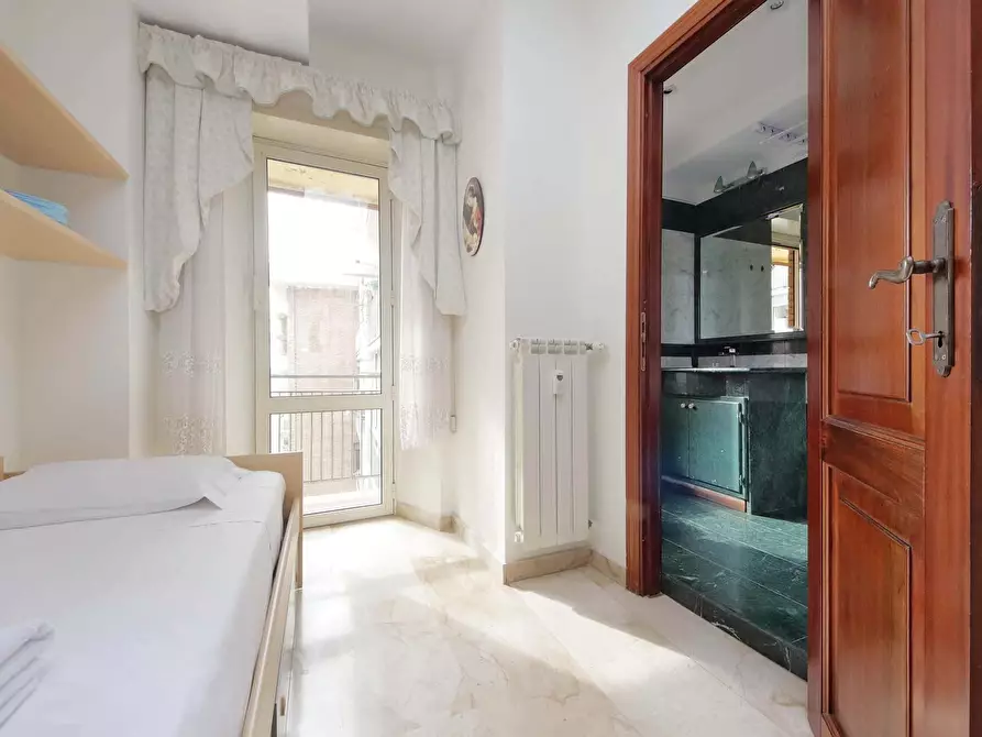 Immagine 25 di Appartamento in affitto  in Via Laurentina3 a Roma