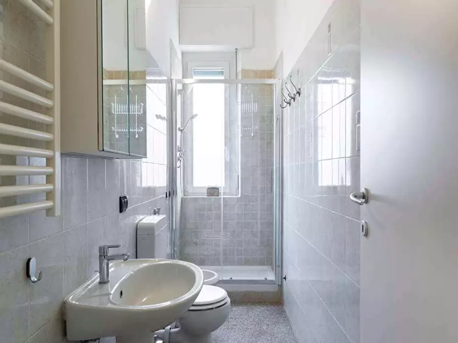 Immagine 11 di Camera in affitto  in Via Carmagnola13 a Milano