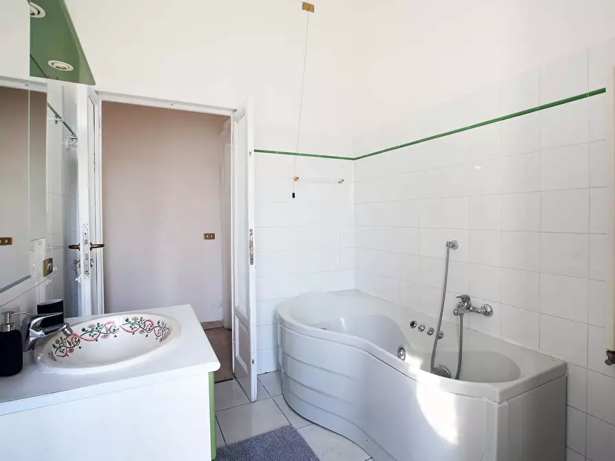 Immagine 26 di Camera in affitto  in Via Gustavo Modena35 a Milano