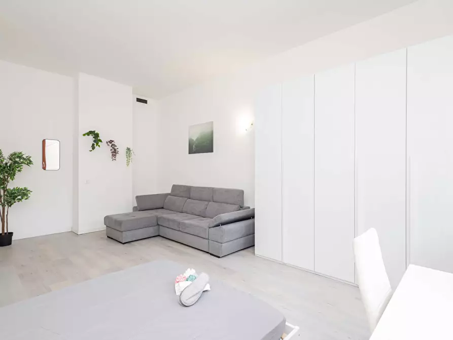 Immagine 1 di Camera in affitto  in Via Fernanda Wittgens3 a Milano