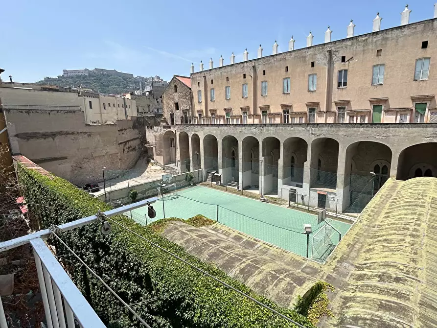 Immagine 20 di Appartamento in affitto  in Vico Banchi Nuovi15 a Napoli