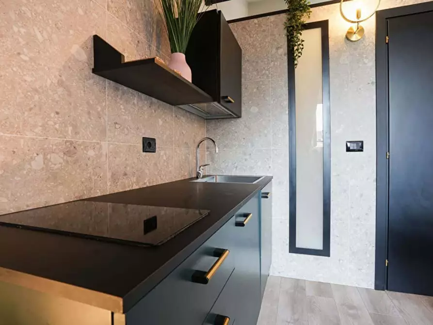Immagine 4 di Appartamento in affitto  in Via Principe Tommaso12 a Torino