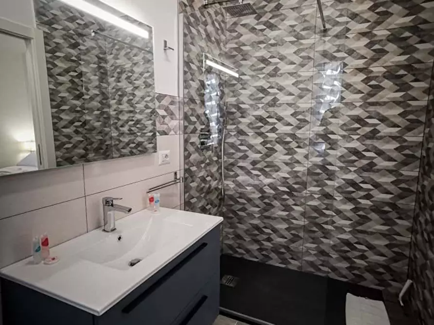 Immagine 15 di Appartamento in affitto  in Via Lodovico Il Moro159 a Milano