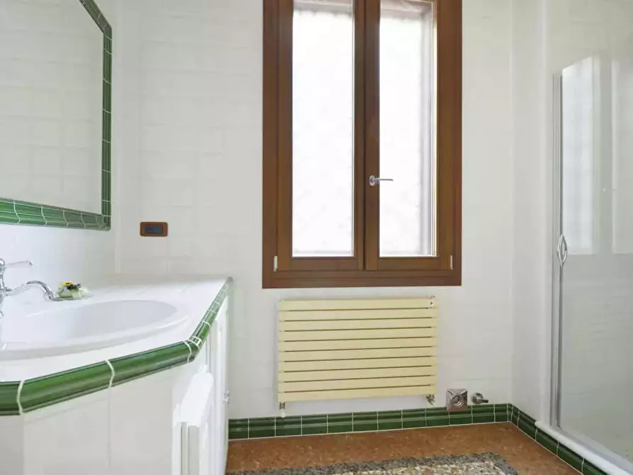 Immagine 17 di Appartamento in affitto  in Via Guerrazzi26 a Bologna