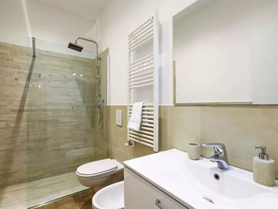 Immagine 10 di Appartamento in affitto  in Via Felice Casati22 a Milano