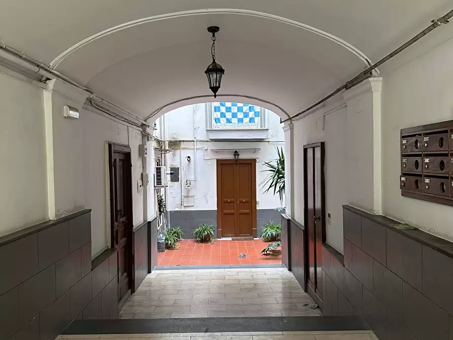 Immagine 19 di Appartamento in affitto  in Salita San Maria Apparente4 a Napoli