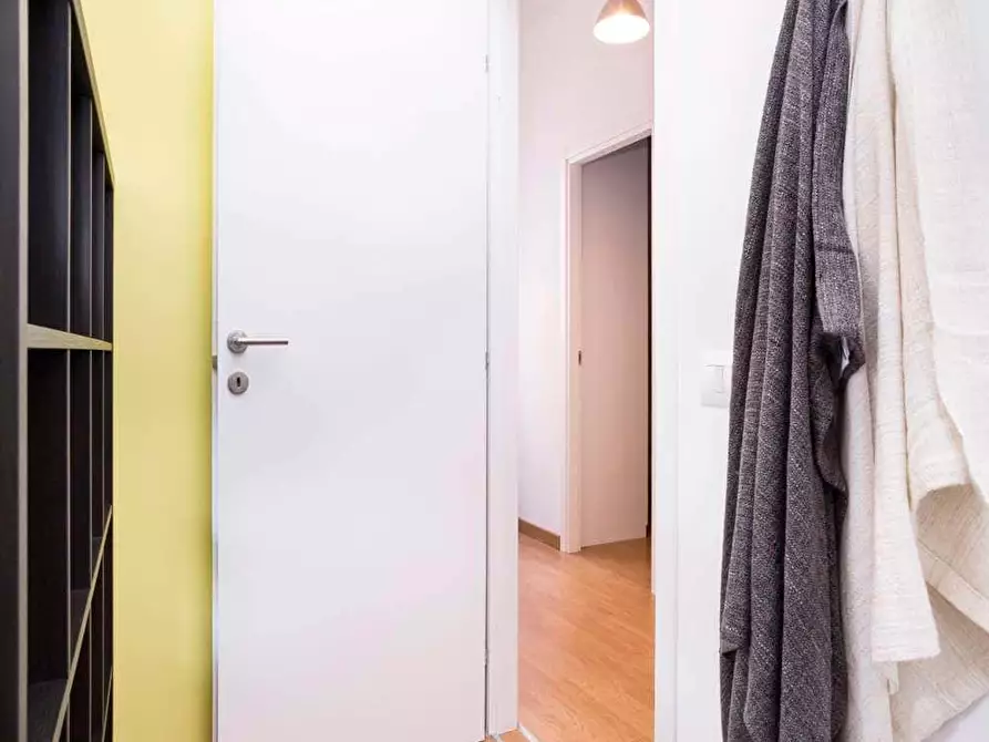 Immagine 2 di Camera in affitto  in Via Legnone15 a Milano