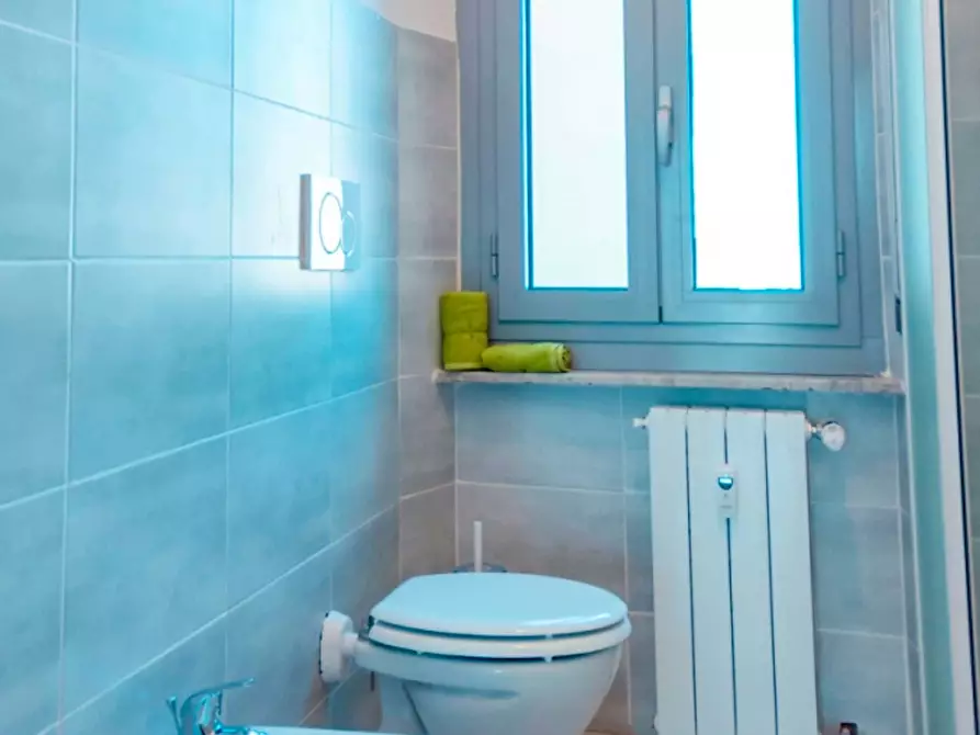 Immagine 8 di Camera in affitto  in Piazza Tancredi Galimberti25 a Torino