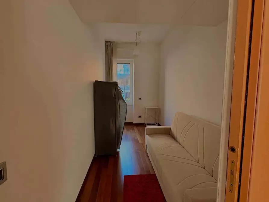 Immagine 15 di Camera in affitto  in Via Giosuè Carducci21 a Milano