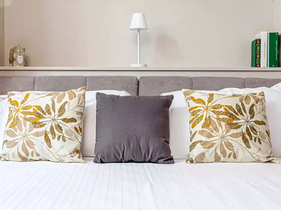 Immagine 13 di Appartamento in affitto  in Via Stromboli3 a Milano