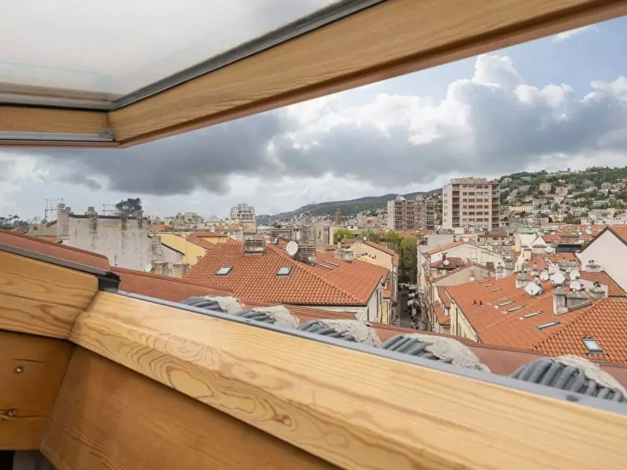 Immagine 21 di Appartamento in affitto  in Via Emo Tarabochia5 a Trieste