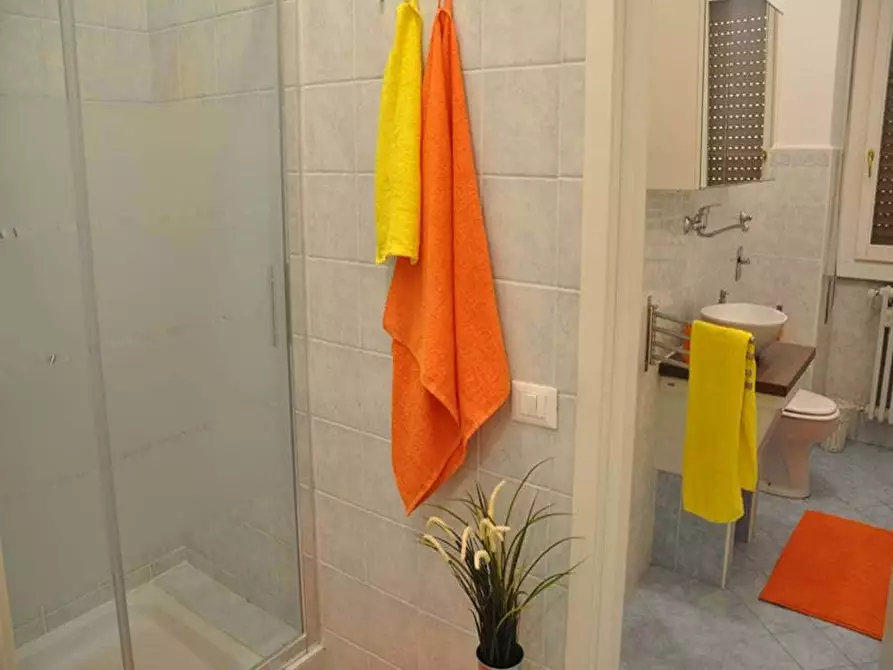 Immagine 5 di Camera in affitto  in Via Carlo Botta7 a Milano