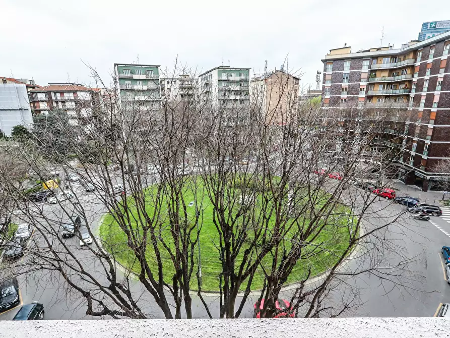 Immagine 8 di Appartamento in affitto  in Via Alserio30 a Milano