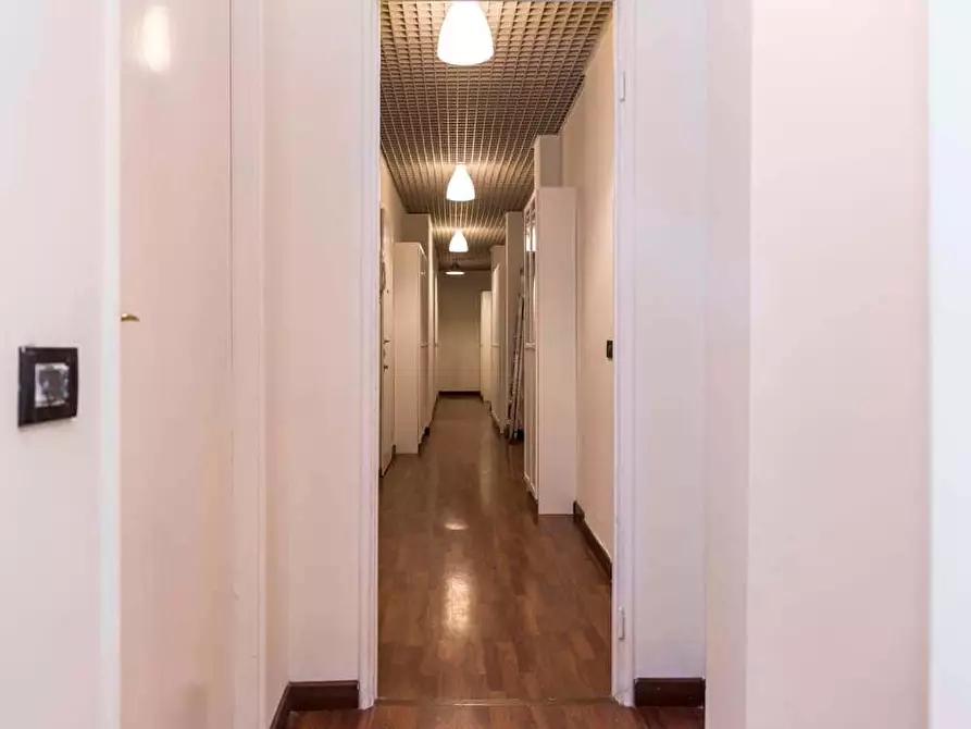 Immagine 36 di Camera in affitto  in Via Giulio Tarra1 a Milano