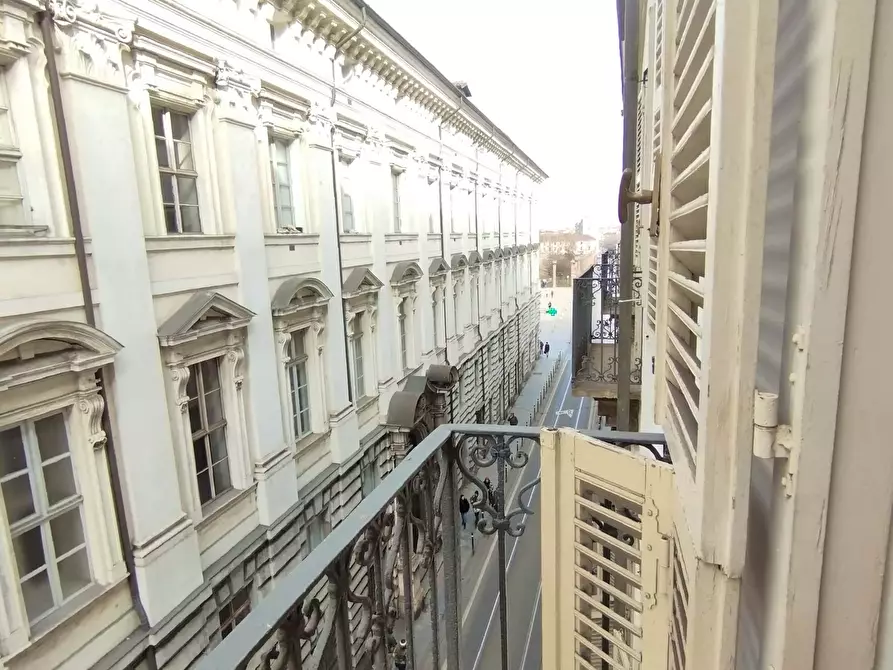 Immagine 9 di Camera in affitto  in Vicolo San Lorenzo a Torino